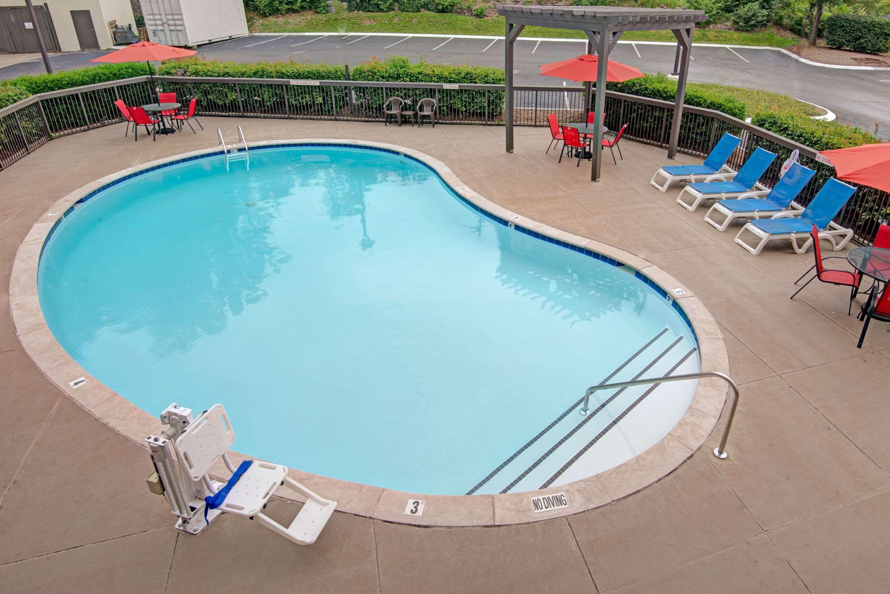 Baymont By Wyndham Nashville Airport Exteriör bild