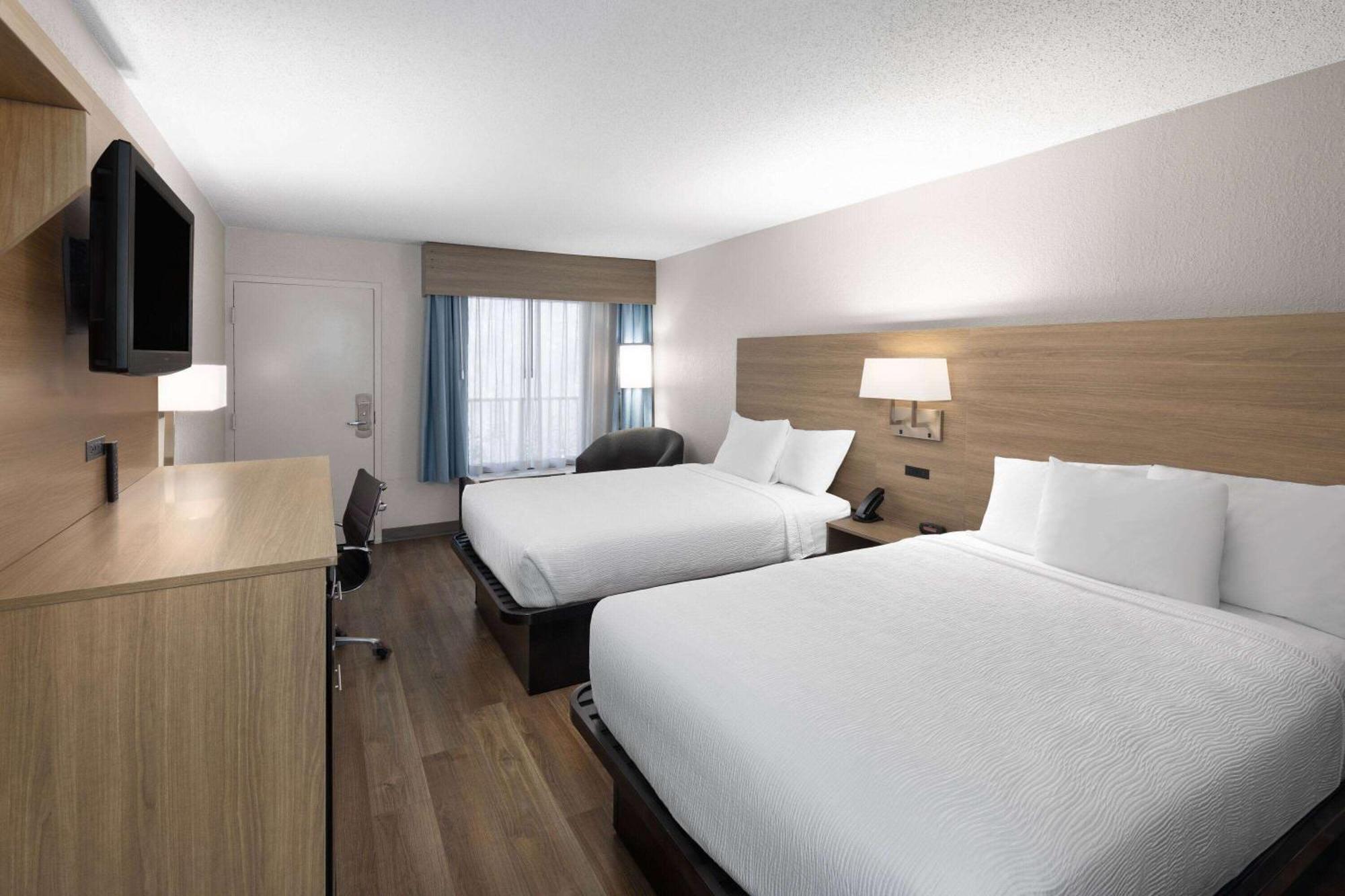 Baymont By Wyndham Nashville Airport Exteriör bild