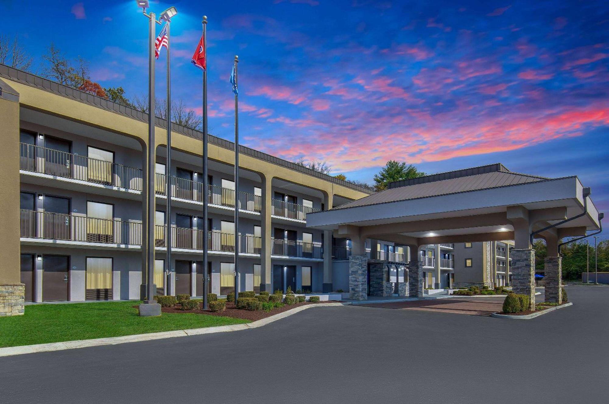 Baymont By Wyndham Nashville Airport Exteriör bild